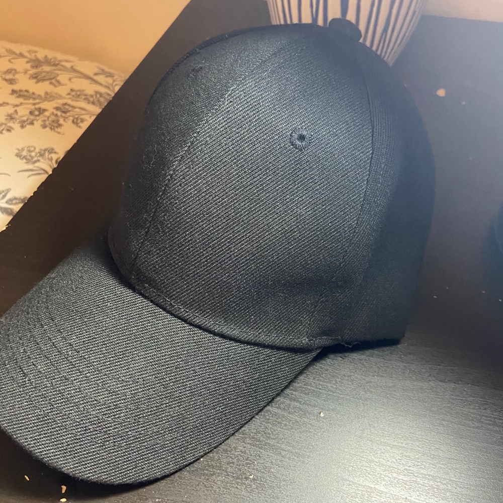 I’m selling hats